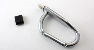 USB Metal Carabiner - USM12-00.jpg